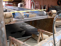 Sörlingmulde richten - neue Rückladenwelle einbauen.